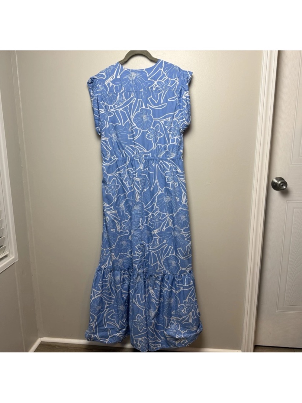 Steve Madden Midi Dress Size Large Cotton Short Sleeves V-Neck Floral Sky Blue - Picture 4 of 6